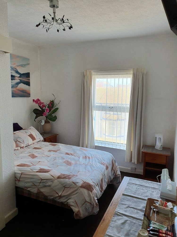 Фото Windsor House Hotel