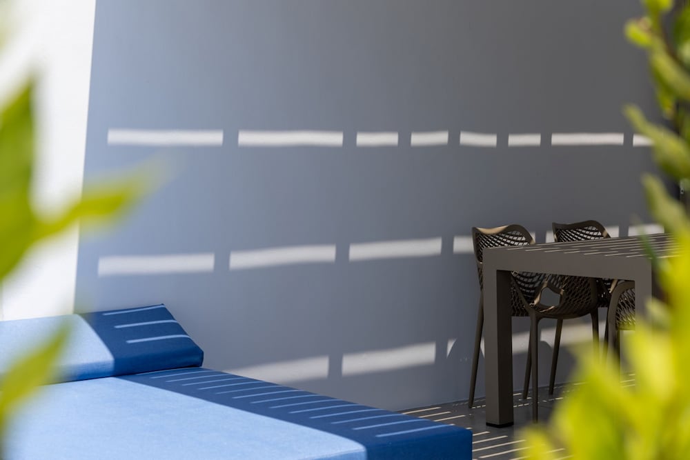 Фото White Holidays Project