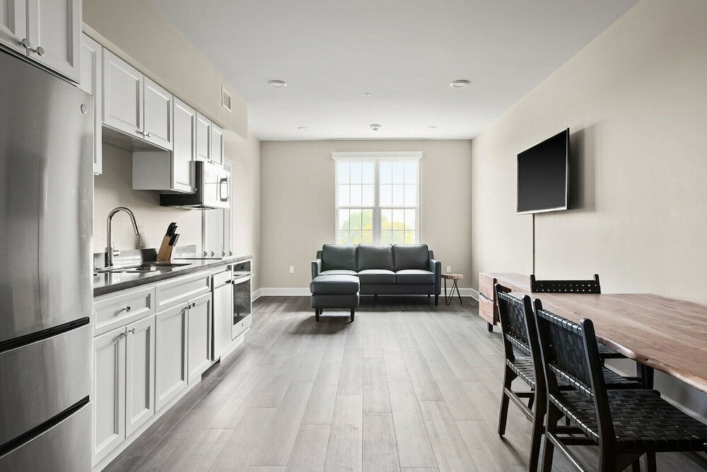 Фото Holy Angels Bywater Hotel and Residences