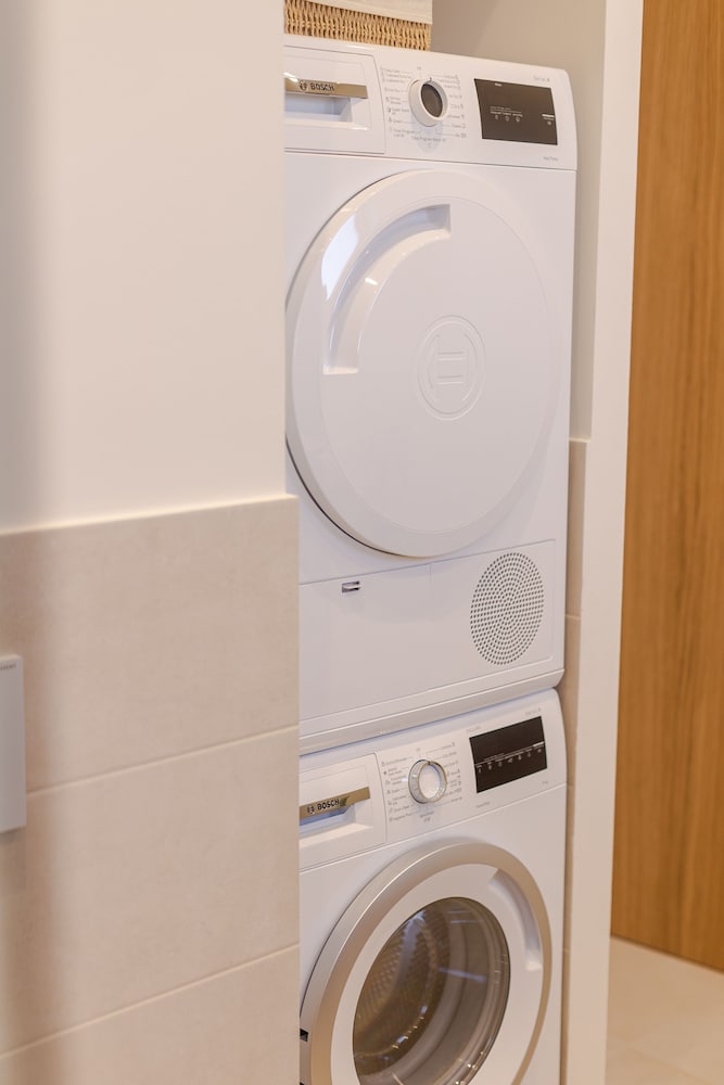 Фото The Olive Poolhouse