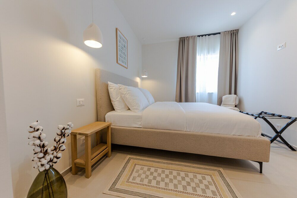 Фото The Olive Poolhouse