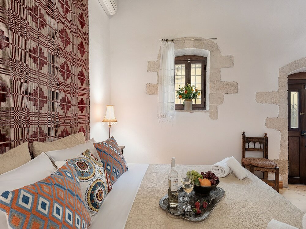 Фото Venetian Palace Chania