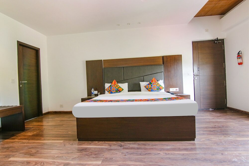 Фото Fabescape Paradise Ville Resort