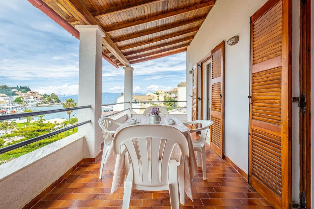 Фото Dany Apartments by Estia