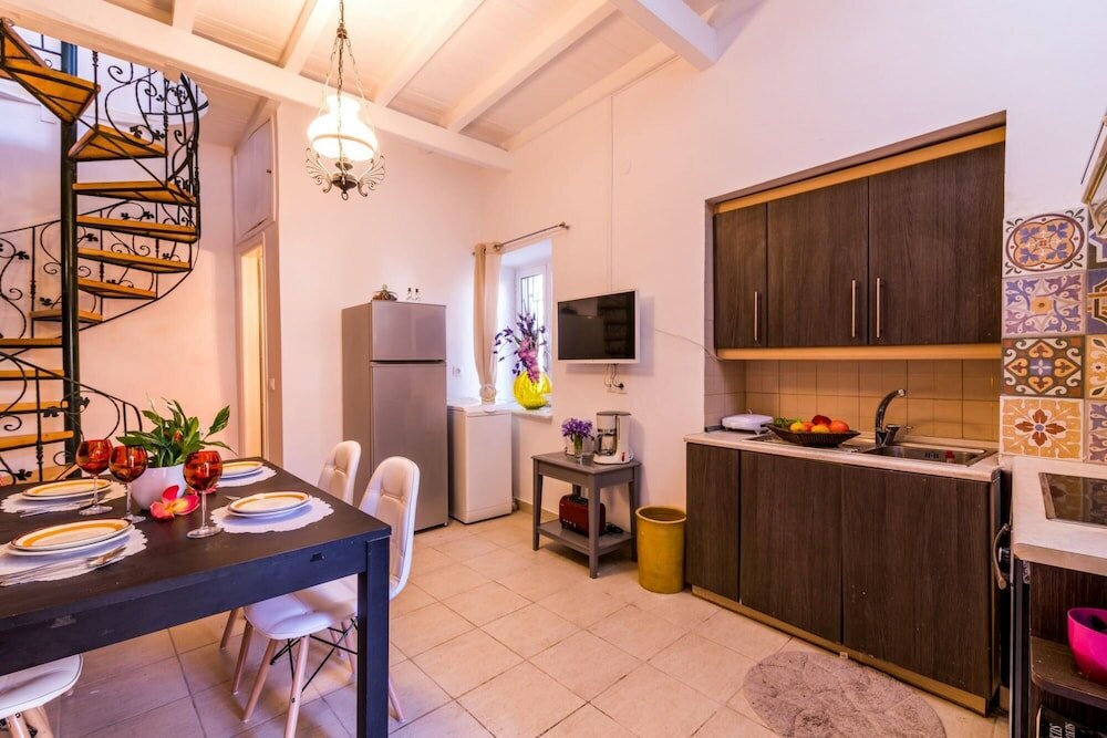 Фото Nina's Traditional House by Estia