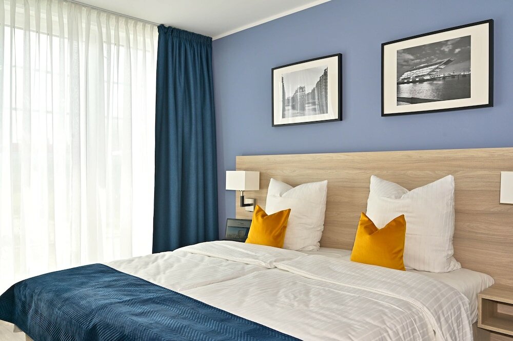 Фото HotelHafenWedel