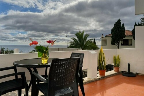 Гостиница Sunny a Home in Madeira