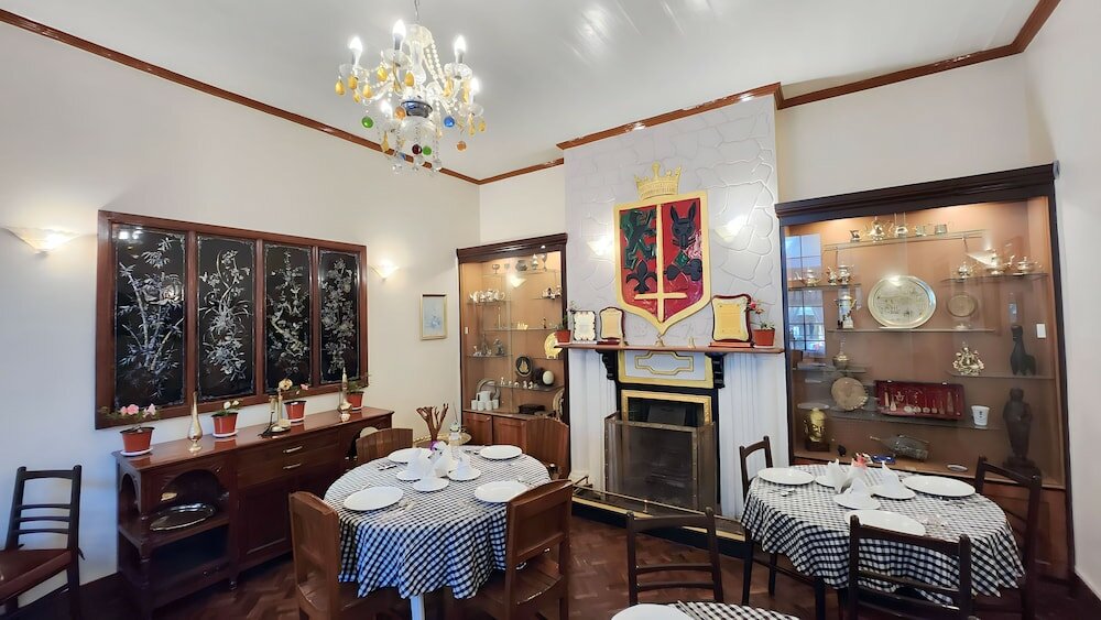 Фото Ivanhoe Hotel A Heritage Property