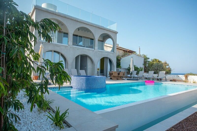 Гостиница Protaras Art House Seviews в Протарасе