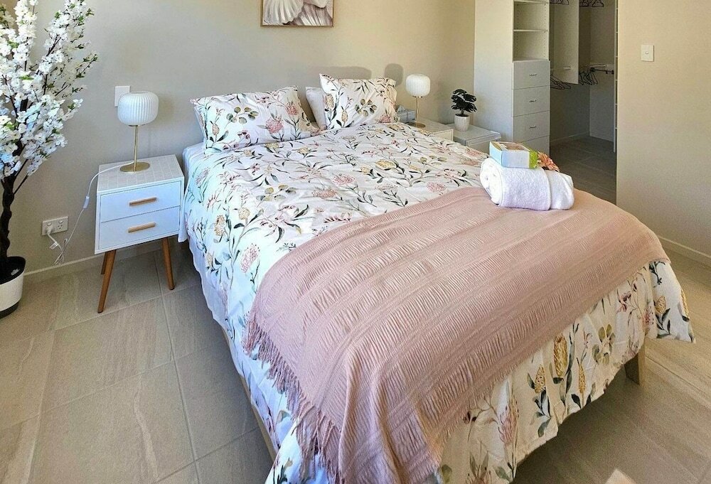 Фото Sunlight Swan