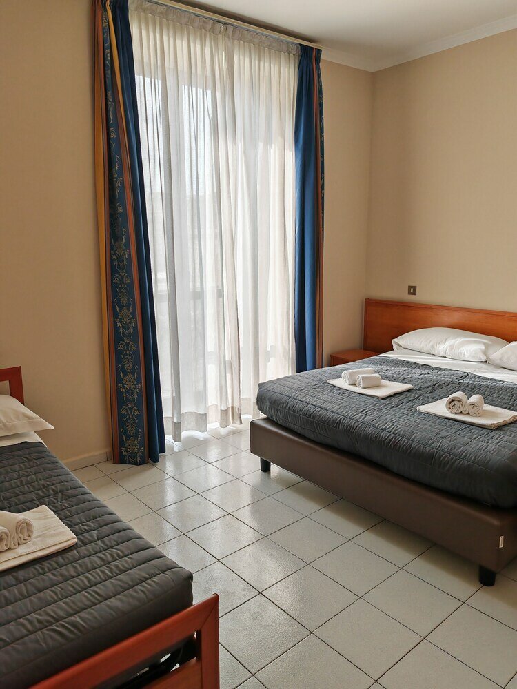 Фото Hotel Romano