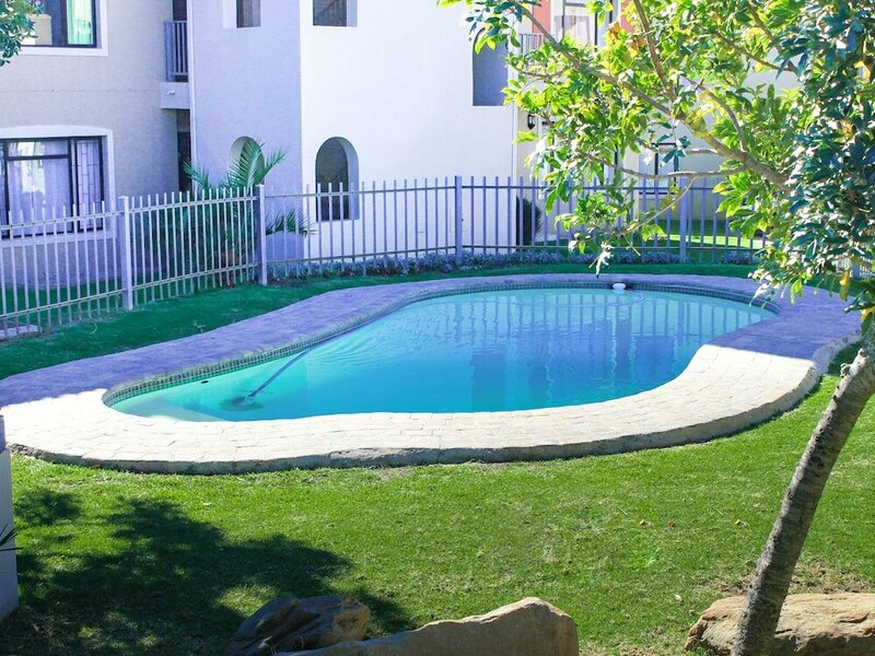 Гостиница Santini Village 50 в Плеттенберг-Бей