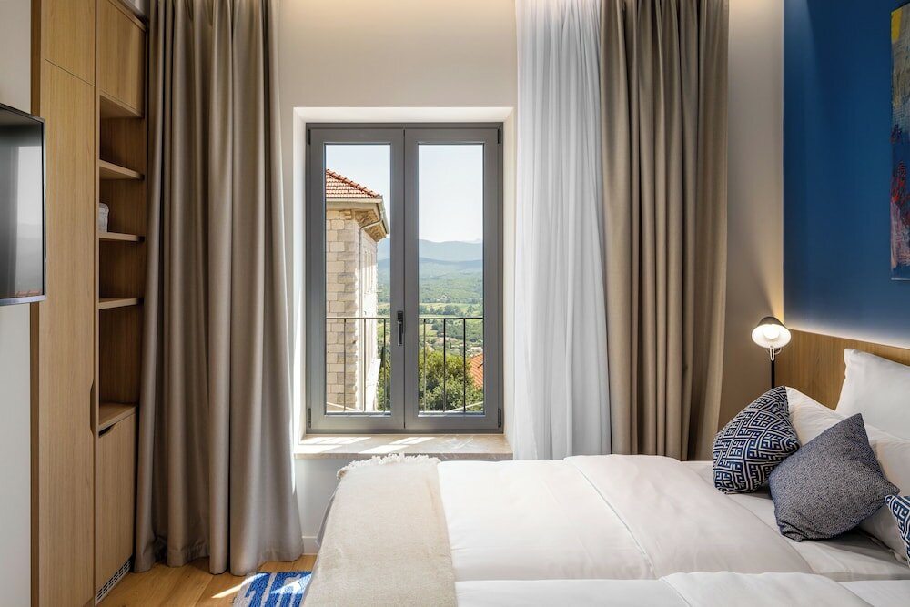 Фото Emotheo Heritage Hotel