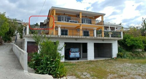 Гостиница A5 Beachfront apt With a Balcony and sea View