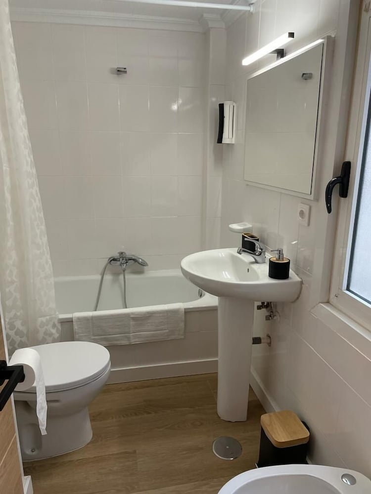 Фото Hostal Ventura Premium