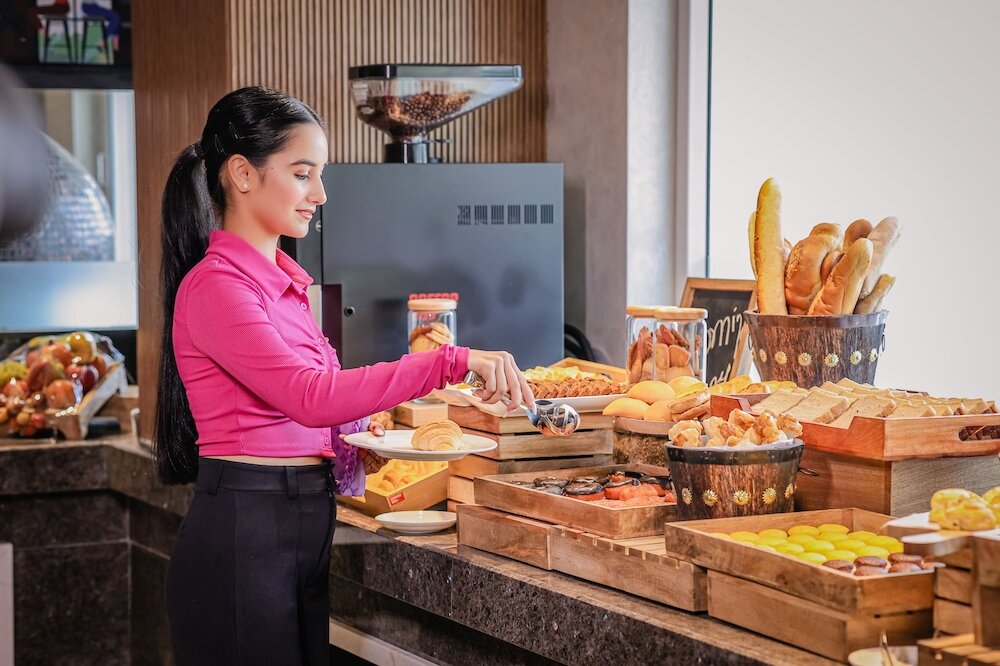 Фото Regenta Dehradun by Royal Orchid Hotels Limited