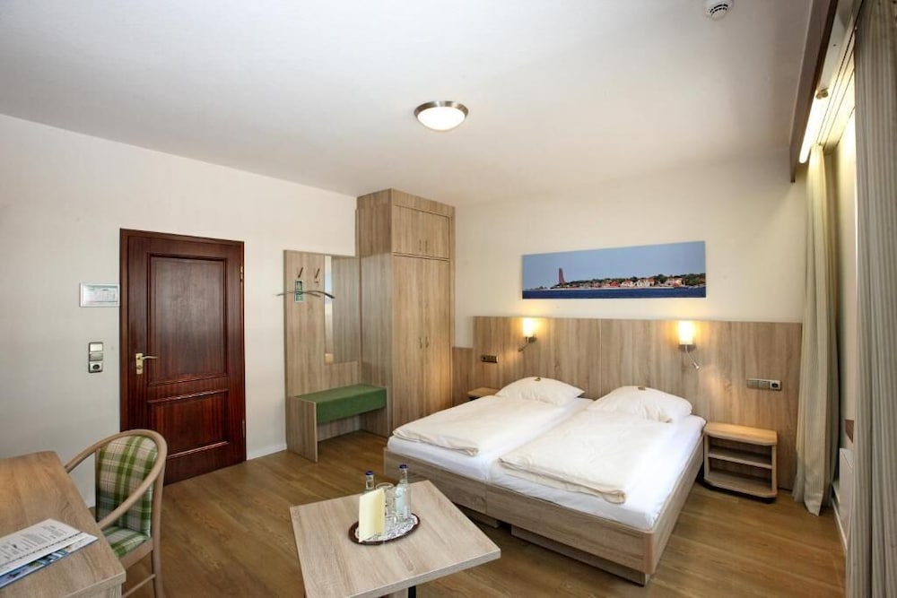 Фото Hotel Kirchspiels Gasthaus