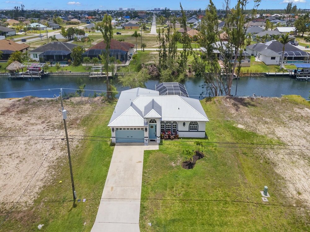 Фото Deja Blue Villa