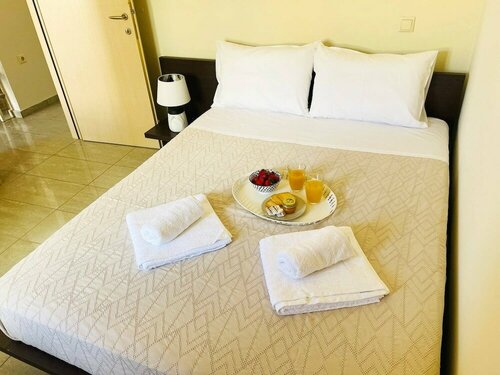 Гостиница Cozy Nest - 2min To Beach, 6min Walk To Old Town в Ханье