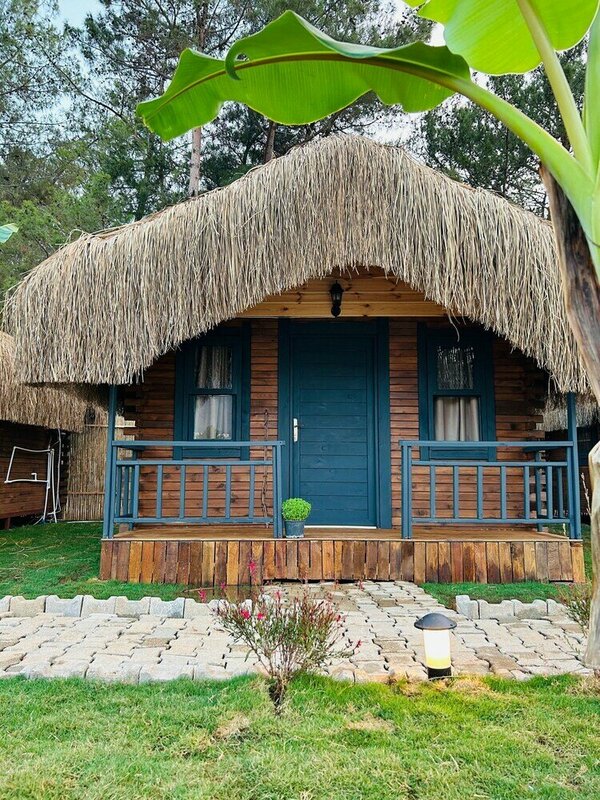 Гостиница Pine Village Bungalows Ölüdeniz в Олюденизе