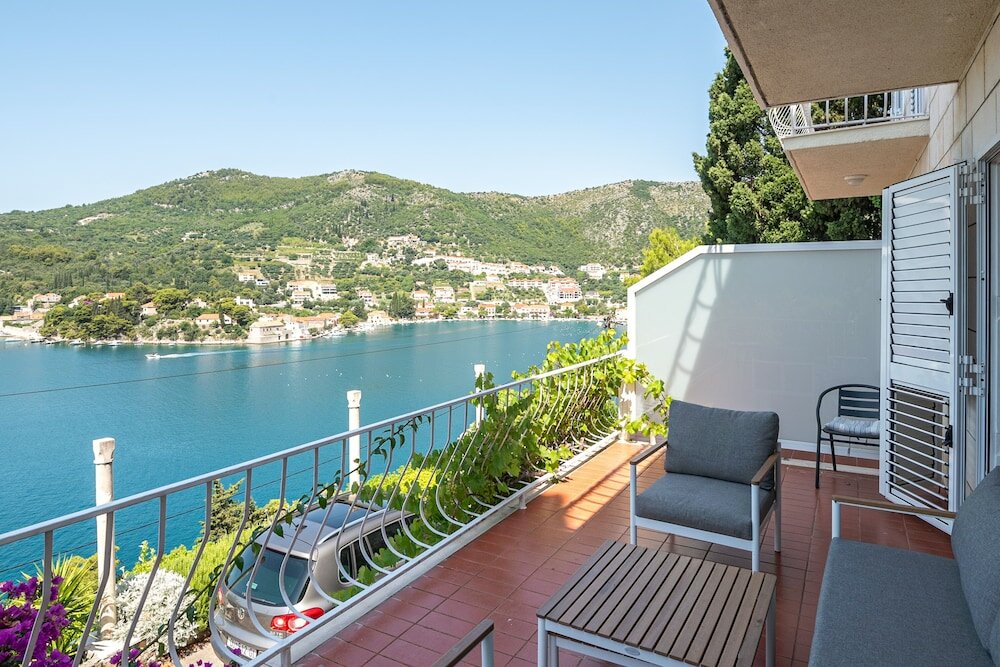 Фото Holiday Home Zaton