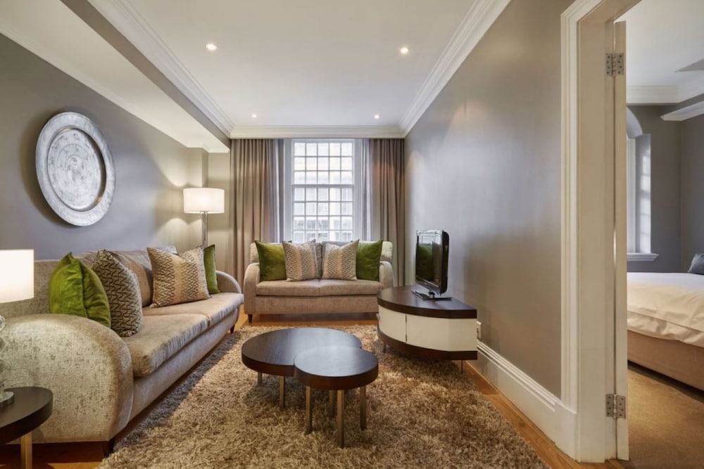 Фото Mandela Rhodes Place Hotel