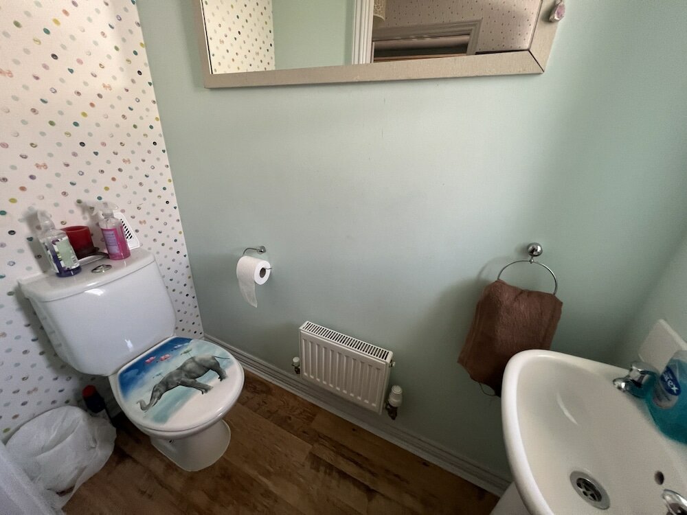 Фото Infinity Guest House Wiltshire Crescent