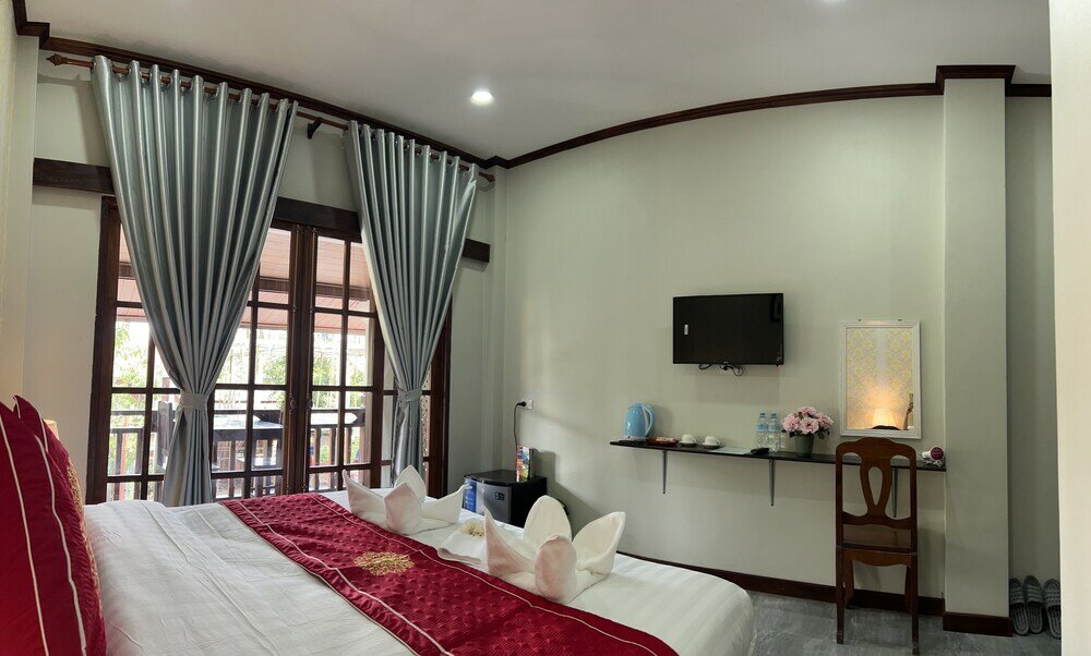 Фото Le KhounSok Boutique Hotel