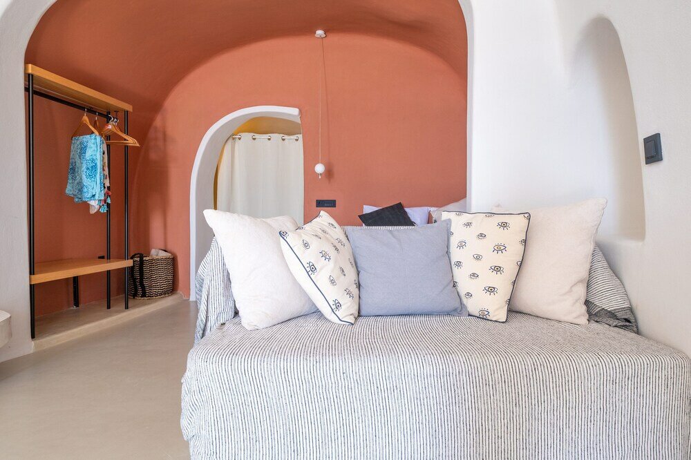 Фото SantorOia Luxury Suites