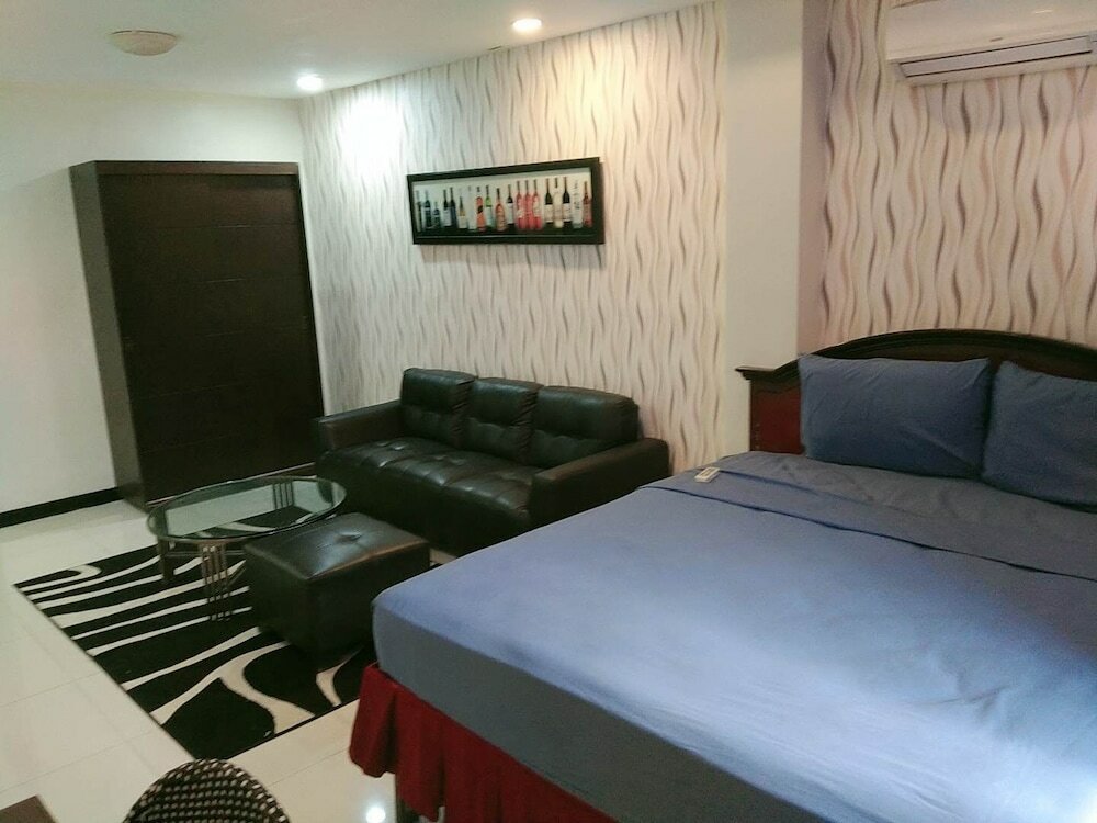 Фото Grand Central Hotel and Restaurant