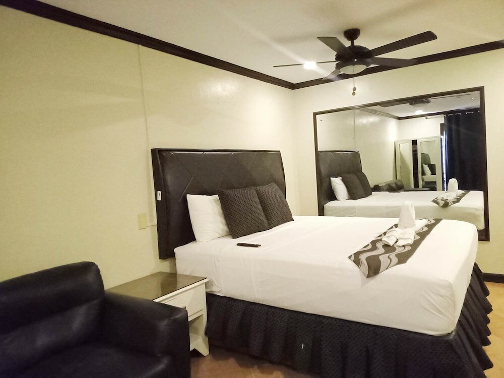 Фото Grand Central Hotel and Restaurant