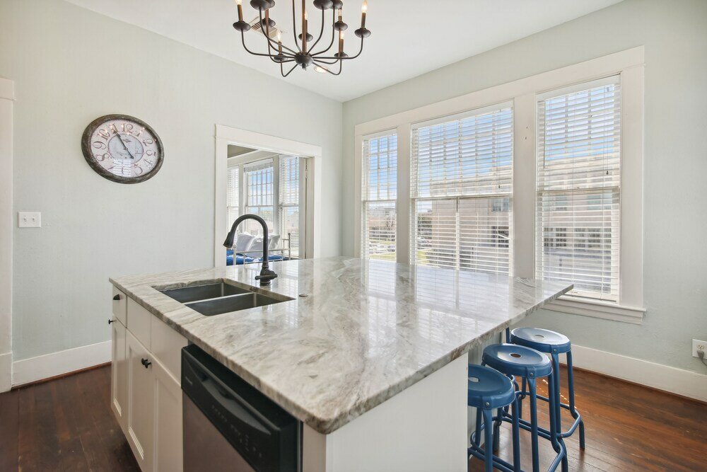 Фото The Big Kahuna Top