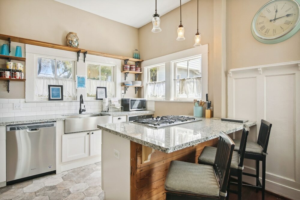 Фото The Big Kahuna Manor