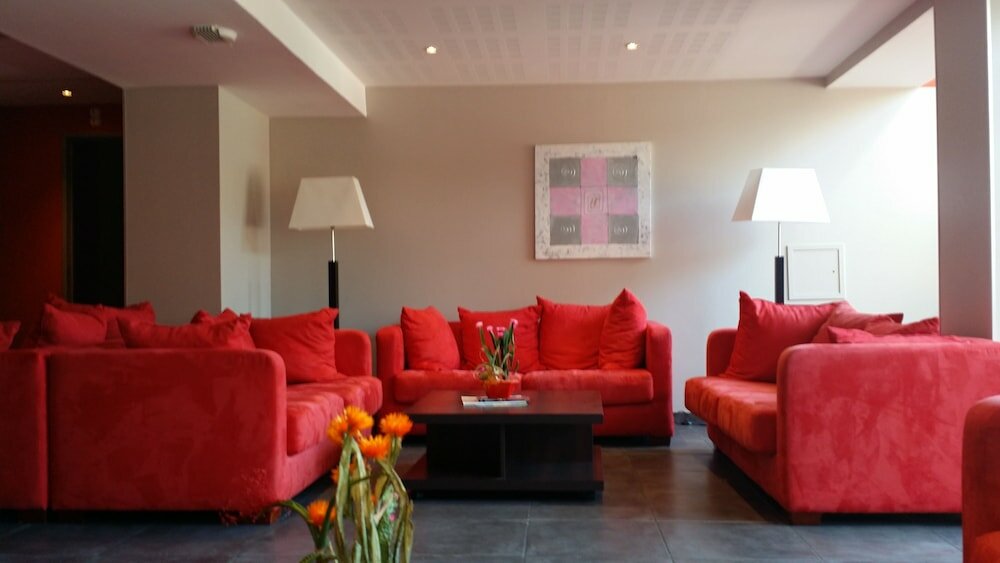 Фото Zenitude Hôtel - Résidences Les Jardins de Lourdes