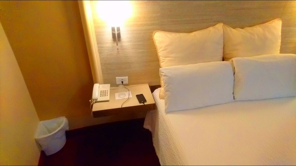 Фото Hotel Royal Inn