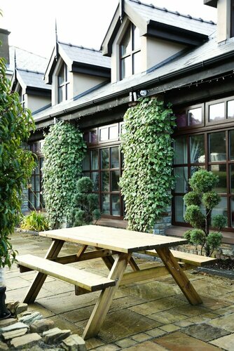 Гостиница Mulroy Woods Hotel