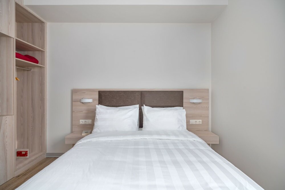 Фото Attalos Hotel