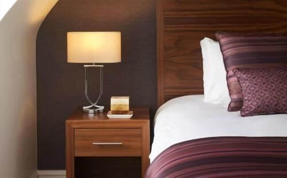 Фото The Boleyn Hotel