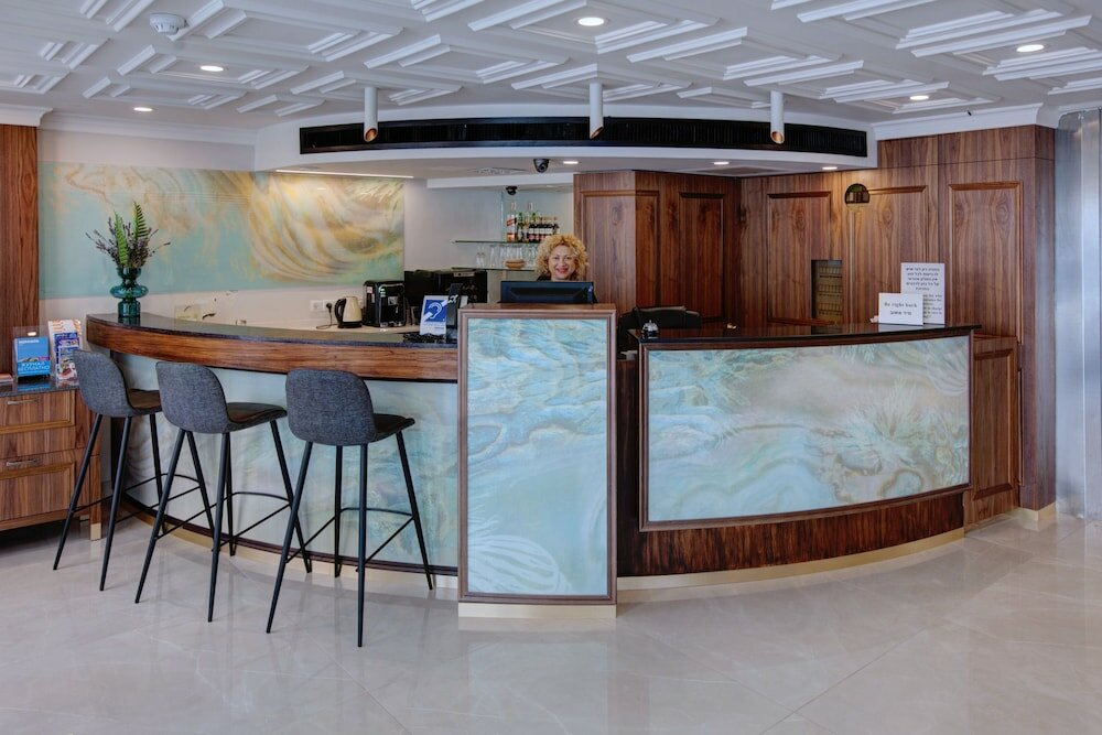 Фото Armon Hayarkon Hotel