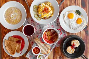 Mgrillcafe (Novgorod Region, Okulovskiy District, Turbinnoye selskoye poseleniye, M-11, 423-y kilometr), cafe