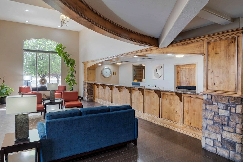 Фото Comfort Inn at Convention Center