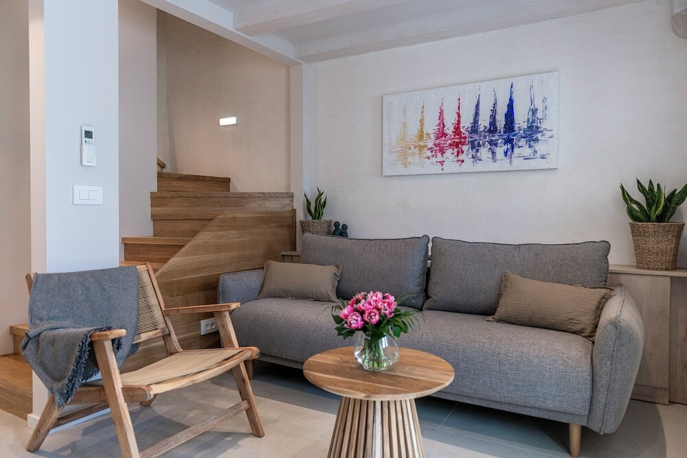 Фото Villa Miri, superior heritage villa with swimming pool