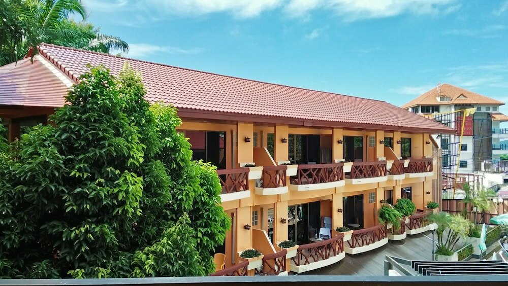 Фото отеля 1