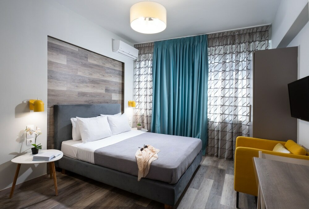 Фото отеля 1