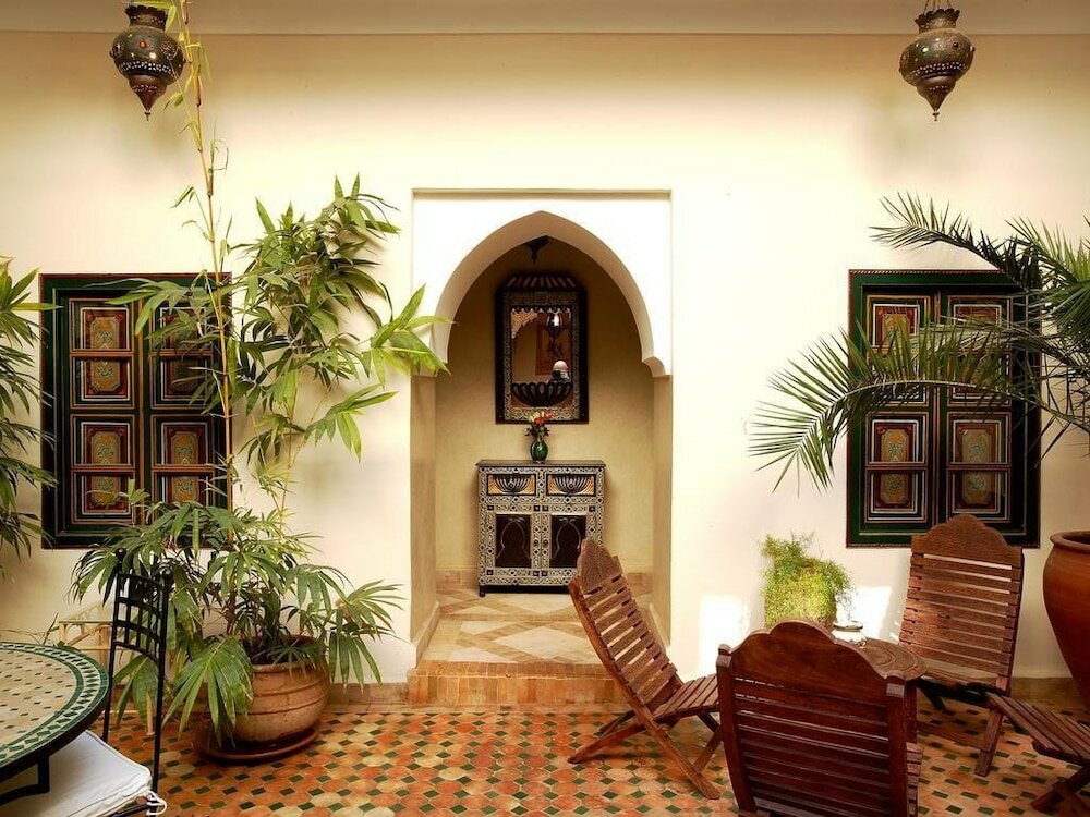 Фото Riad Julia