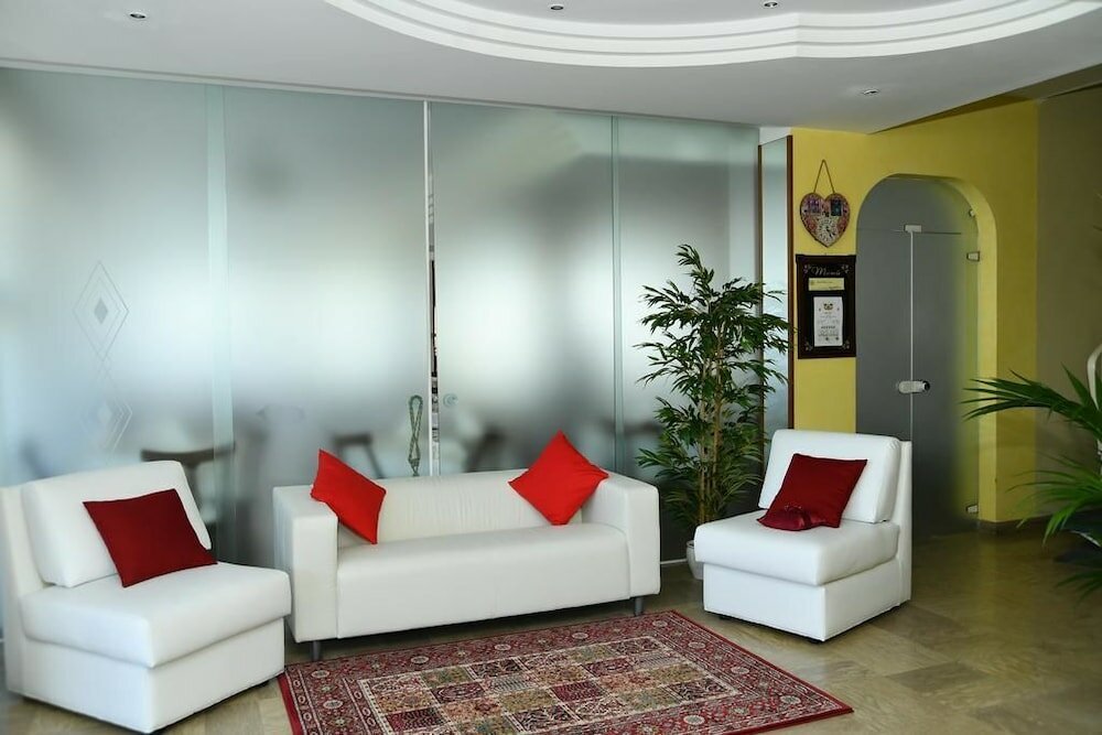 Фото Hotel Villa Rosa