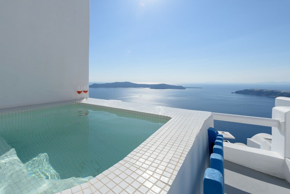 Фото Abyssanto Suites & SPA