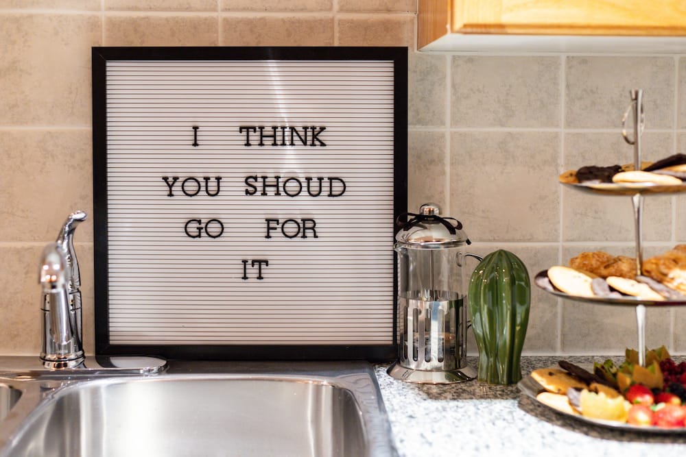 Фото Applewood Suites - 1 Br Wellington West