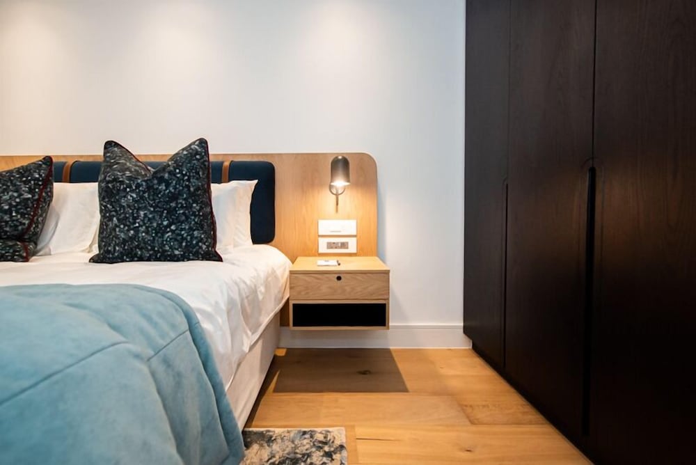 Фото Latitude Aparthotel