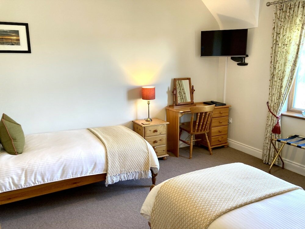 Фото Mourne Country House